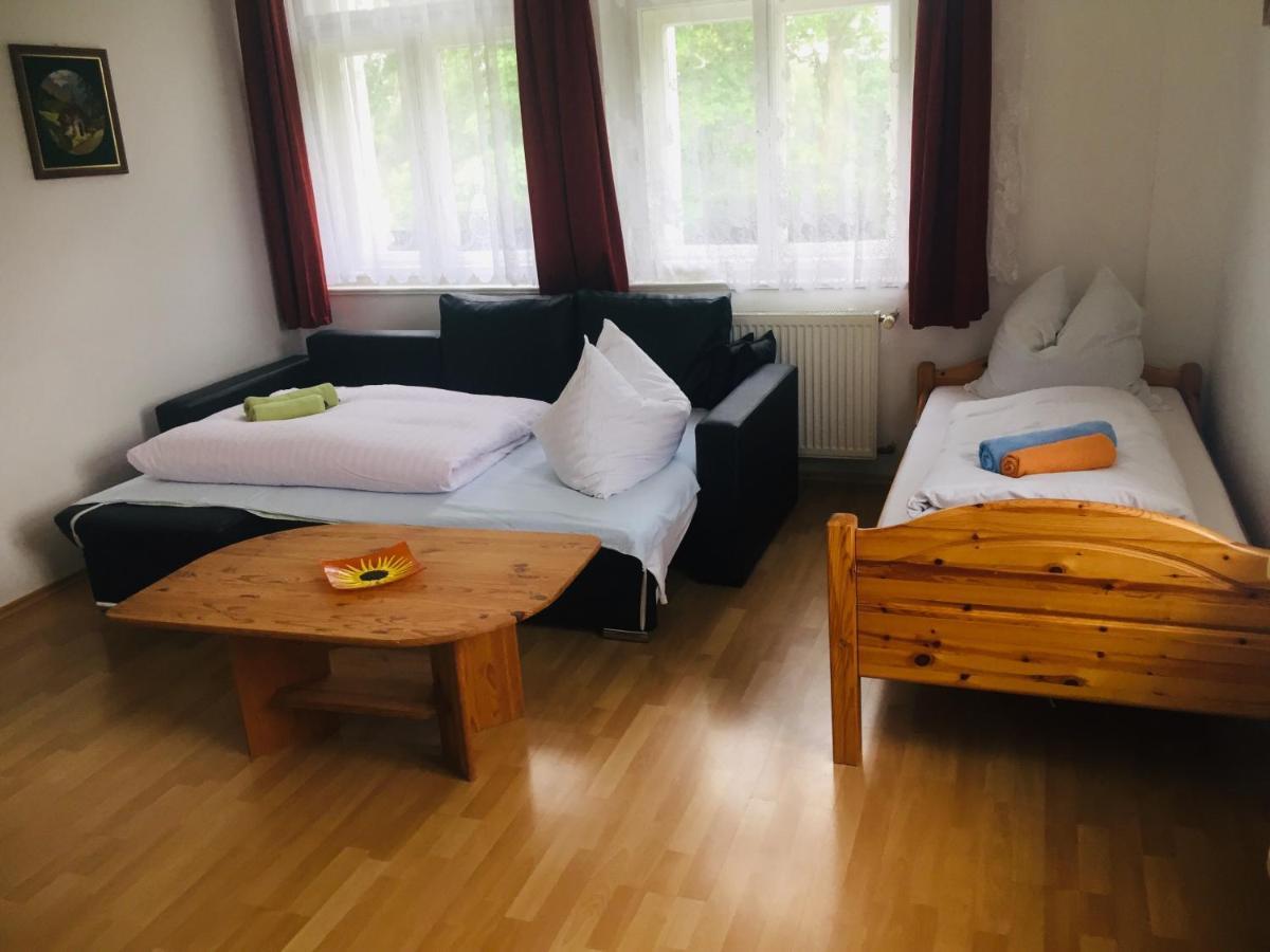 Apartmany Natalie Františkovy Lázně Exterior foto