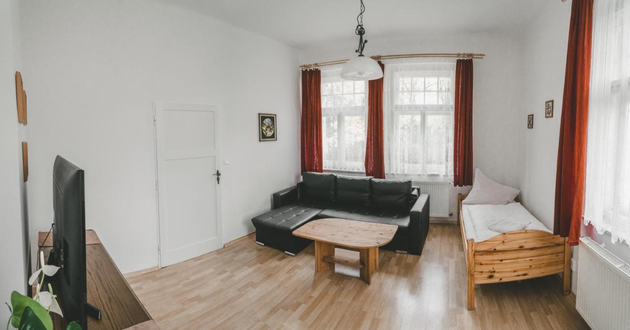 Apartmany Natalie Františkovy Lázně Exterior foto